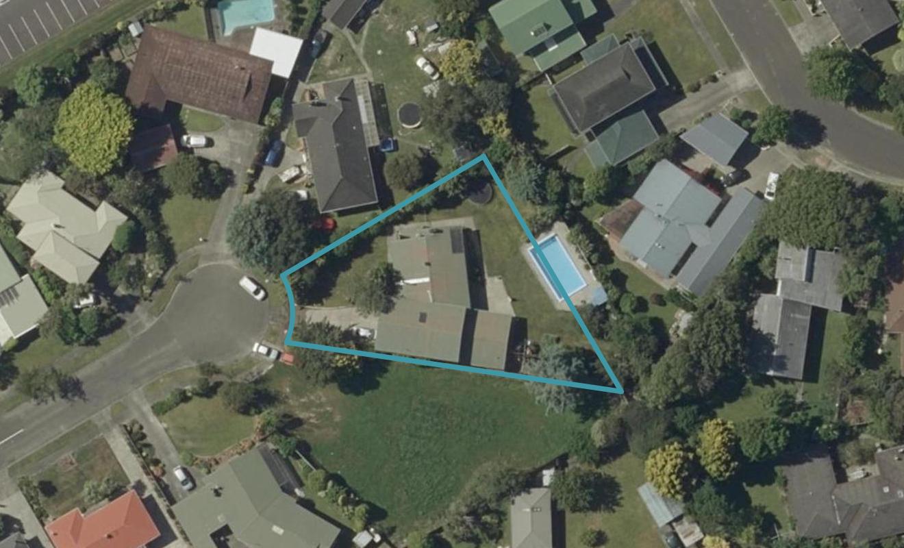 10 Anzio Place, Awapuni, Palmerston North - Carousel 1