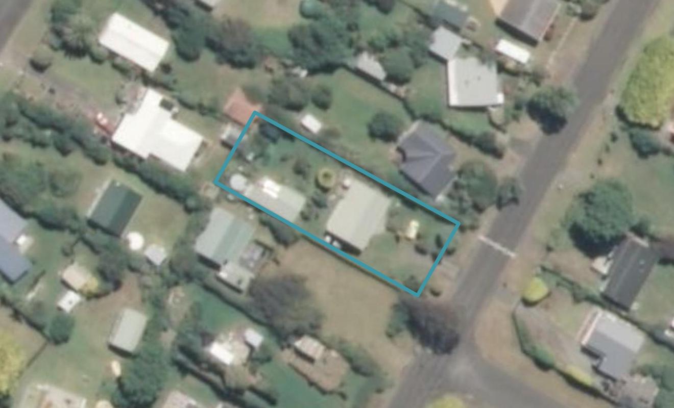 21 Sarah Street, Waikawa Beach, Levin - Carousel 1
