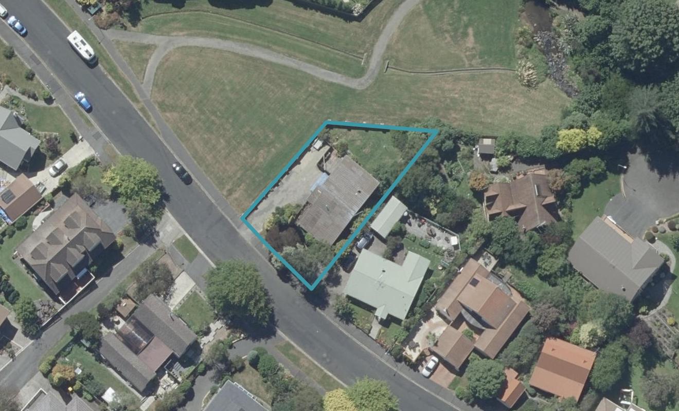 74 Glenross Street, Glenross, Dunedin - Carousel 1