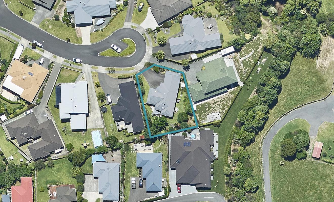 44 Lysaght Place, Welcome Bay, Tauranga - Carousel 1