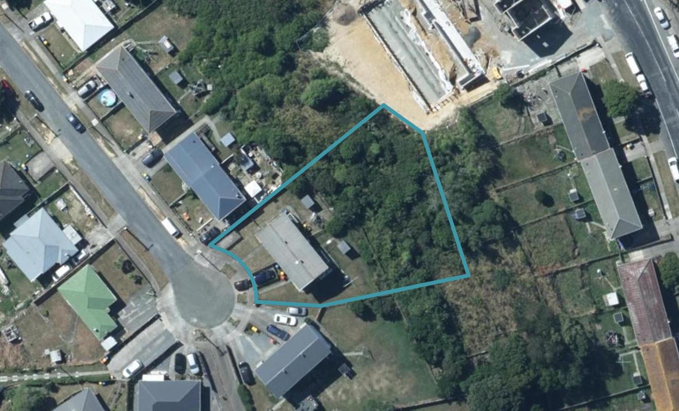 17 Wiltshire Place, Cannons Creek, Porirua - Carousel 1