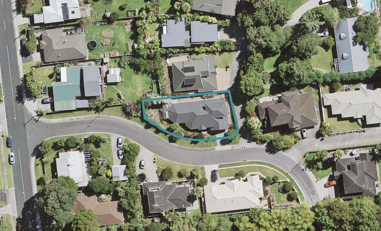 2 Greenwoods Close, Titirangi, Auckland - Carousel 1