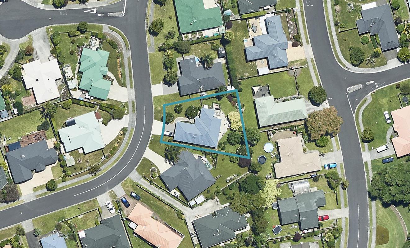 7 Solander Drive, Welcome Bay, Tauranga - Carousel 1
