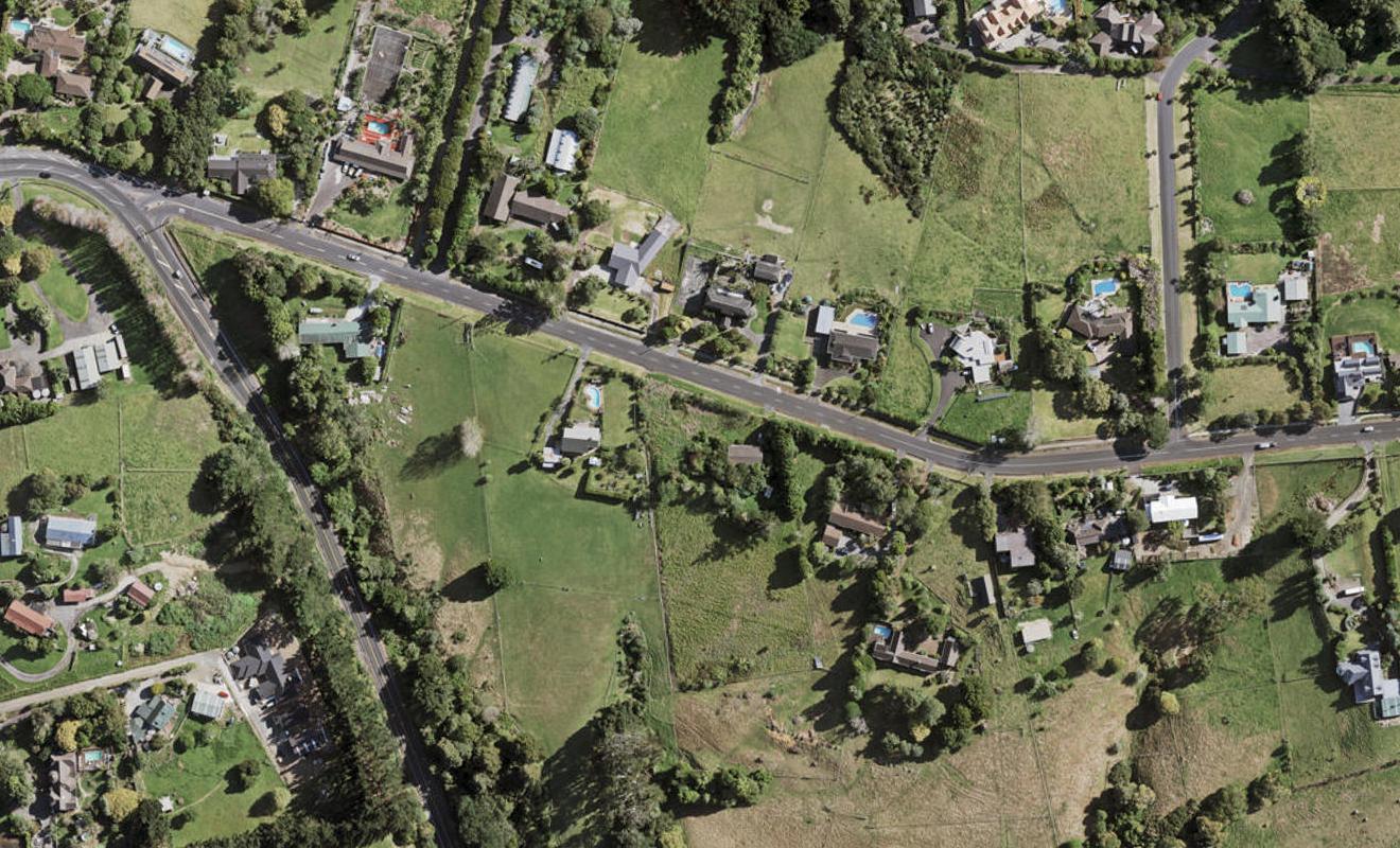 367 Redoubt Road, Totara Park, Auckland - Carousel 1