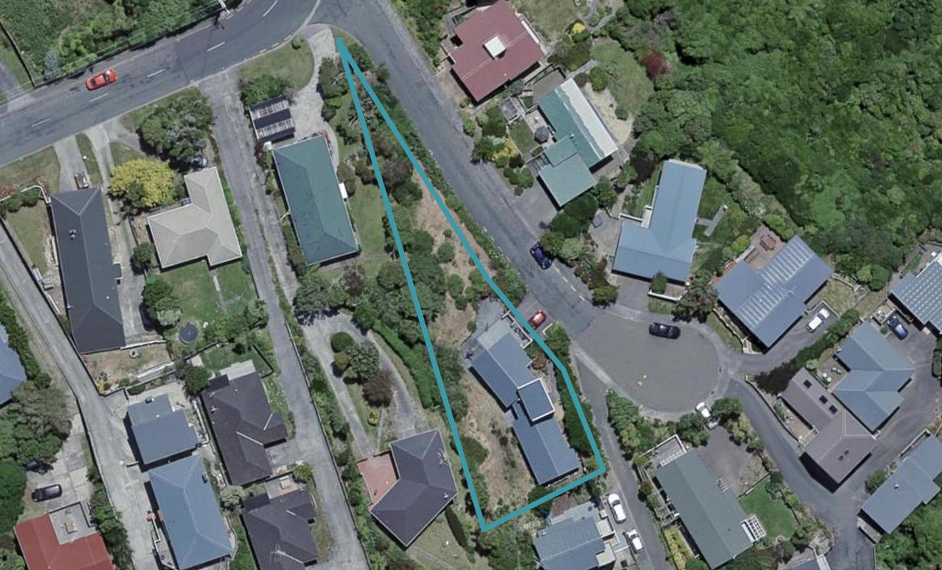 2 Atamira Close, Churton Park, Wellington - Carousel 1