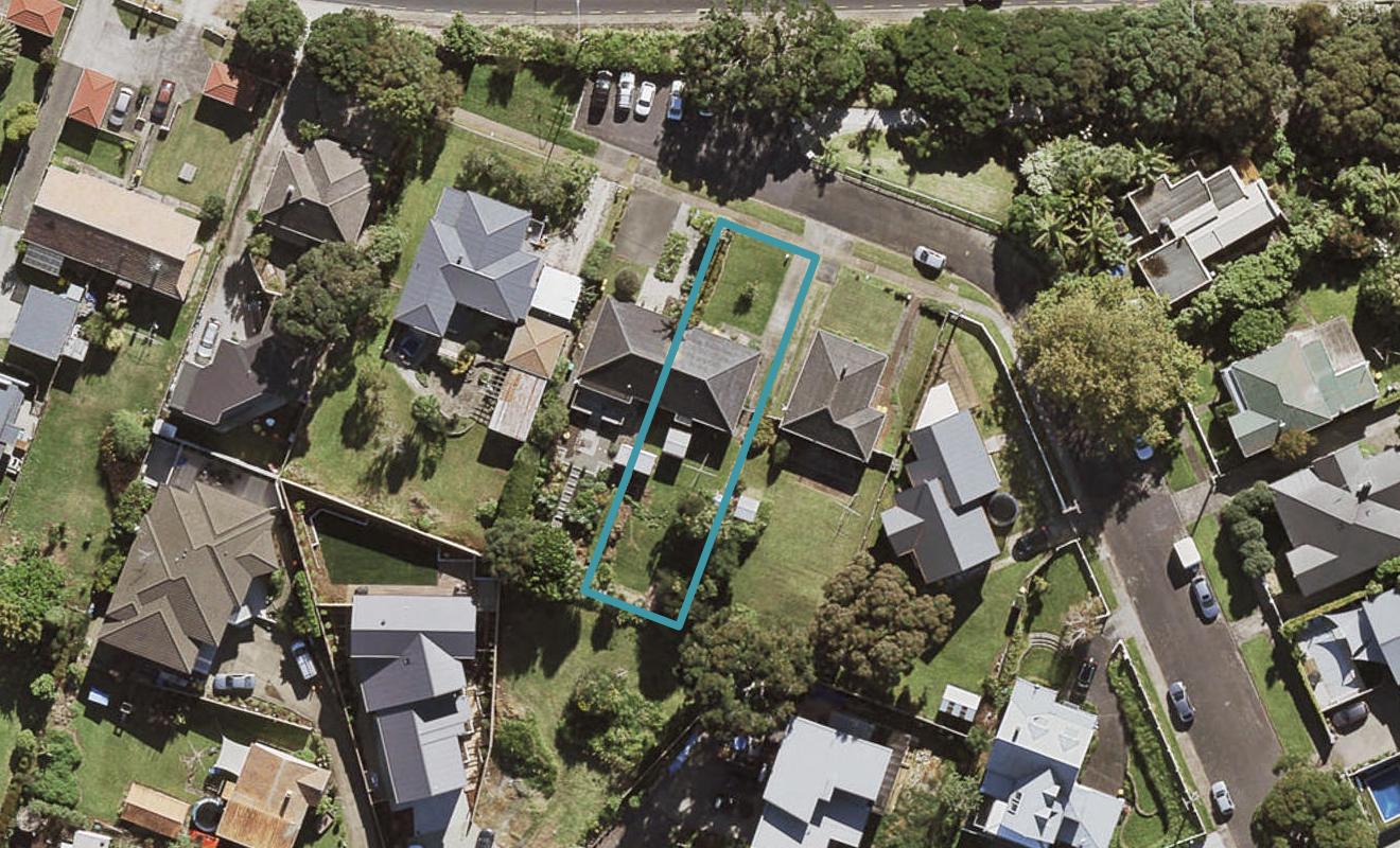 22 Waimana Avenue, Northcote Point, Auckland - Carousel 1