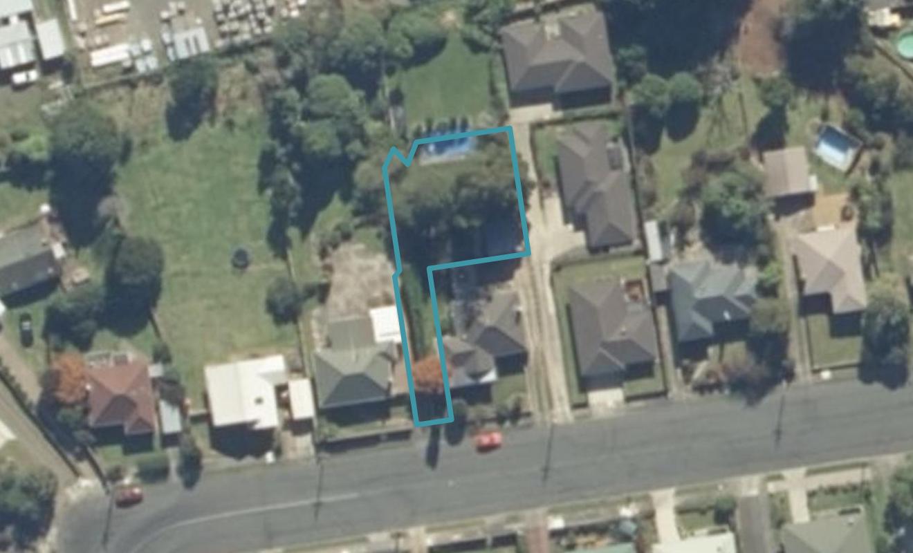 0 , Te Awamutu - Carousel 1