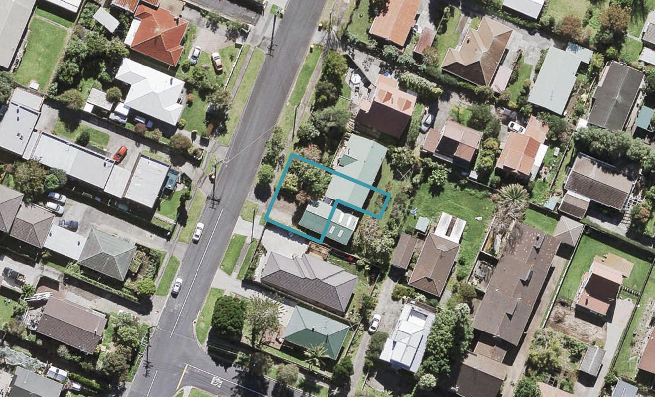87D Lynwood Road, New Lynn, Auckland - Carousel 1