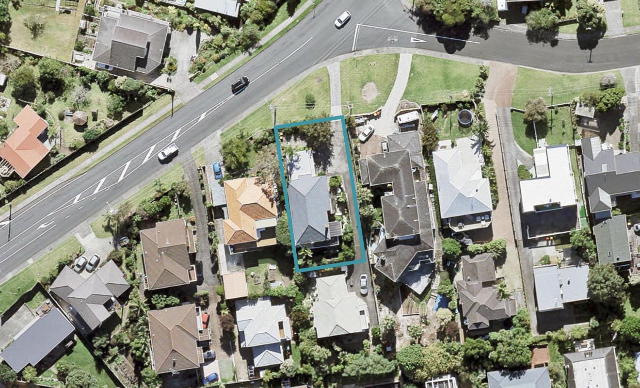 1A Ridge Road, Waiake, Auckland - Carousel 1
