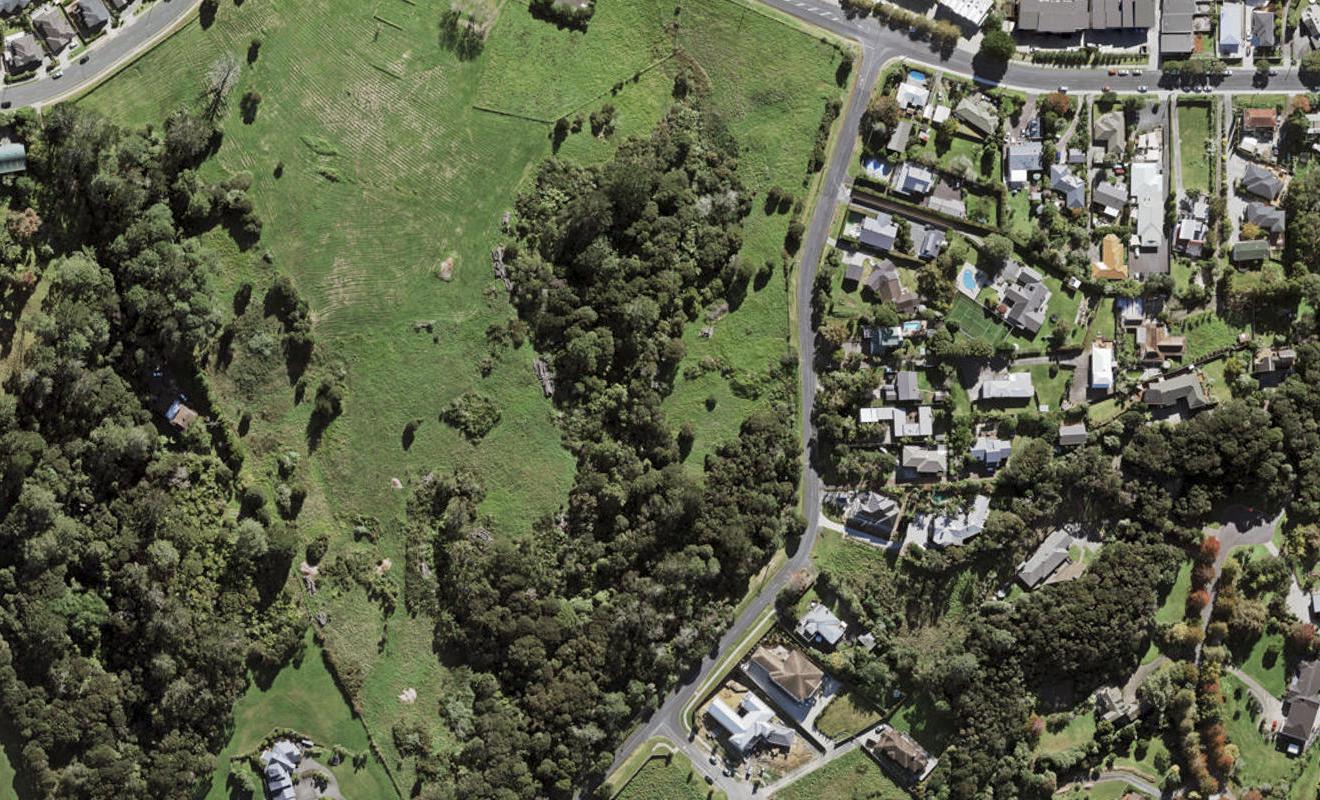 20 Kyle Road, Schnapper Rock, Auckland - Carousel 1