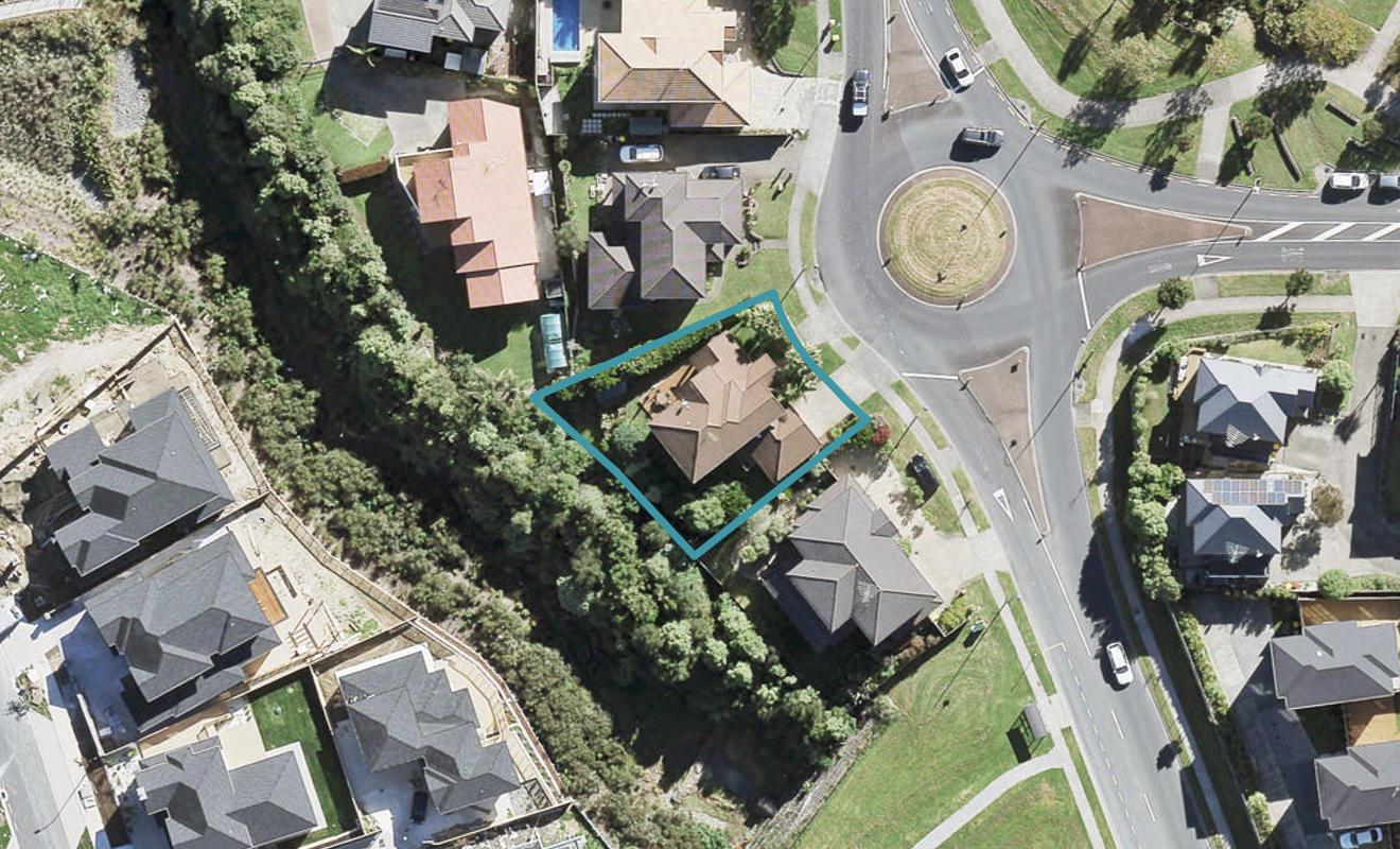 25 Medallion Drive, Oteha, Auckland - Carousel 1