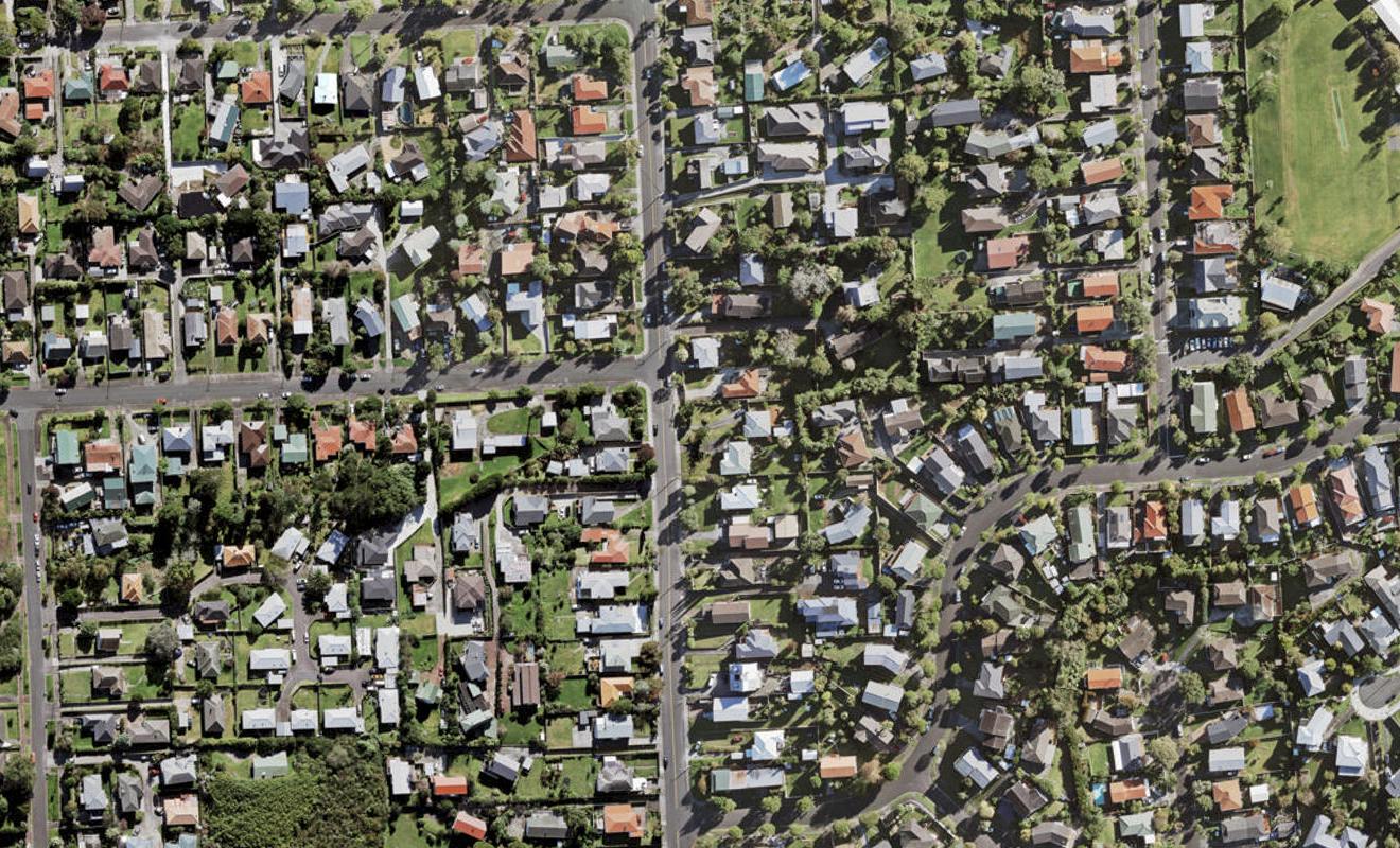90 Whitney Street, New Windsor, Auckland - Carousel 1