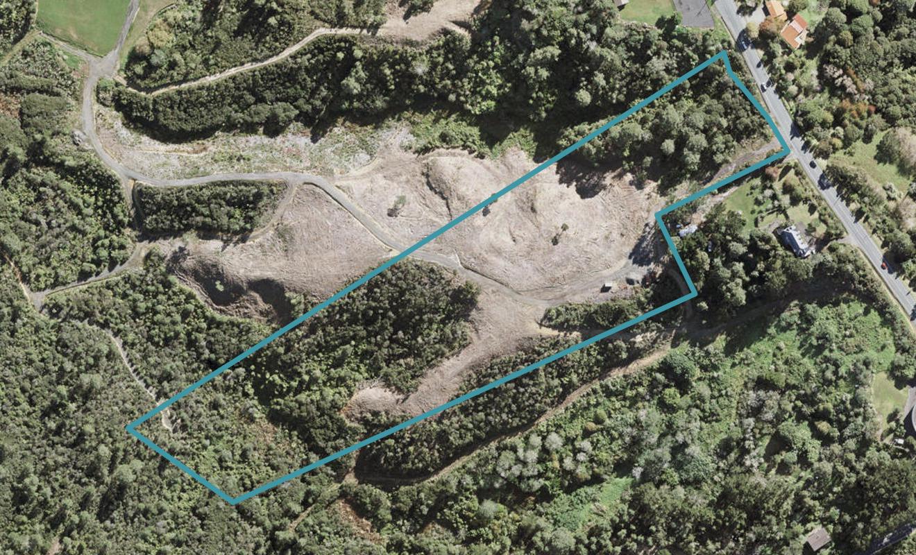 1080 East Coast Road, Redvale, Auckland - Carousel 1