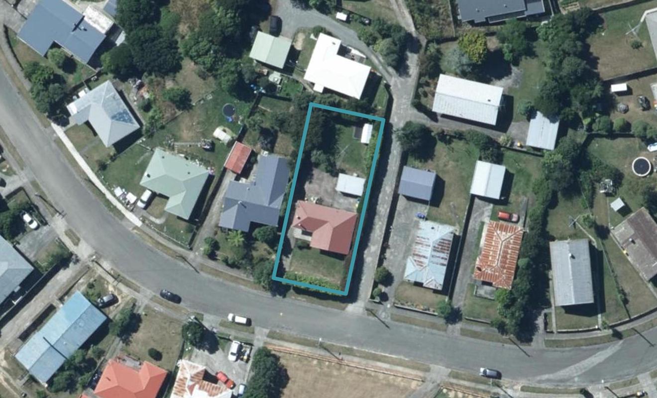 9 Cardiff Crescent, Cannons Creek, Porirua - Carousel 1