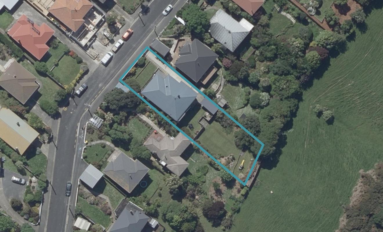 44 Spencer Street, Andersons Bay, Dunedin - Carousel 1
