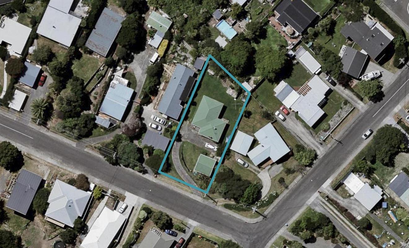 21 Ngaio Road, Raumati Beach, Paraparaumu - Carousel 1