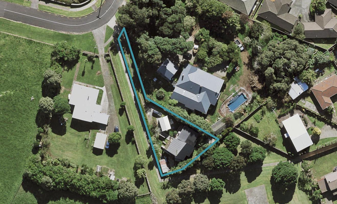 37 Ambury Road, Mangere Bridge, Auckland - Carousel 1