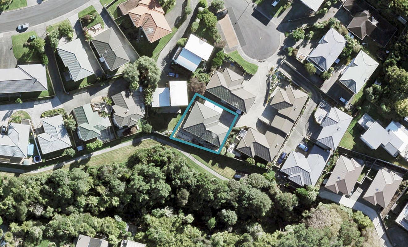 2/20 Ellenbury Place, Stanmore Bay, Whangaparaoa - Carousel 1