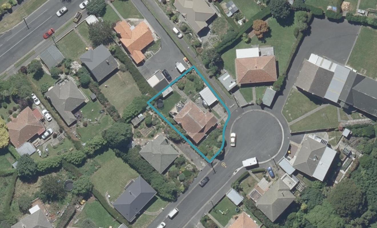 9 Holyrood Avenue, Wakari, Dunedin - Carousel 1