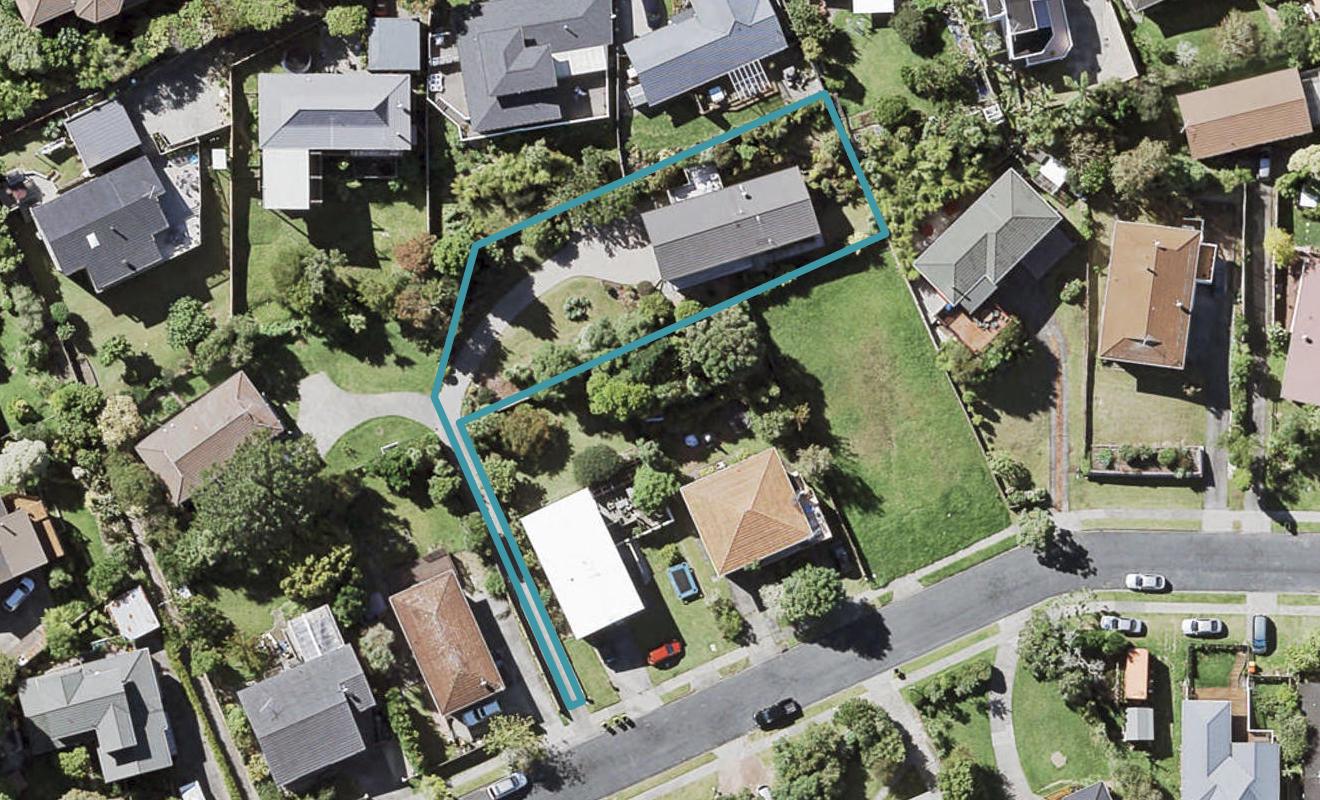 35 Wyoming Avenue, Murrays Bay, Auckland - Carousel 1