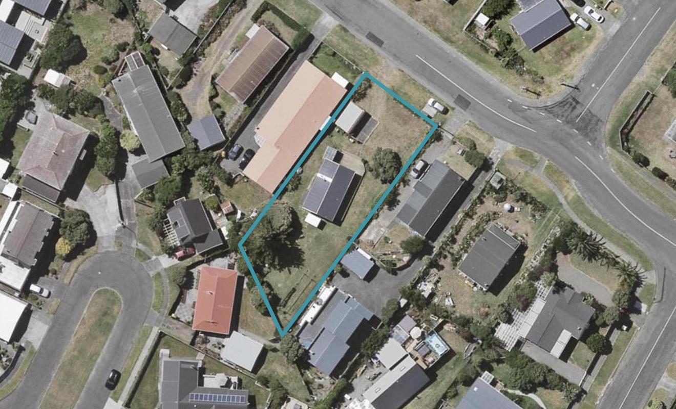 7 Karaka Street, Otaki Beach, Otaki - Carousel 1