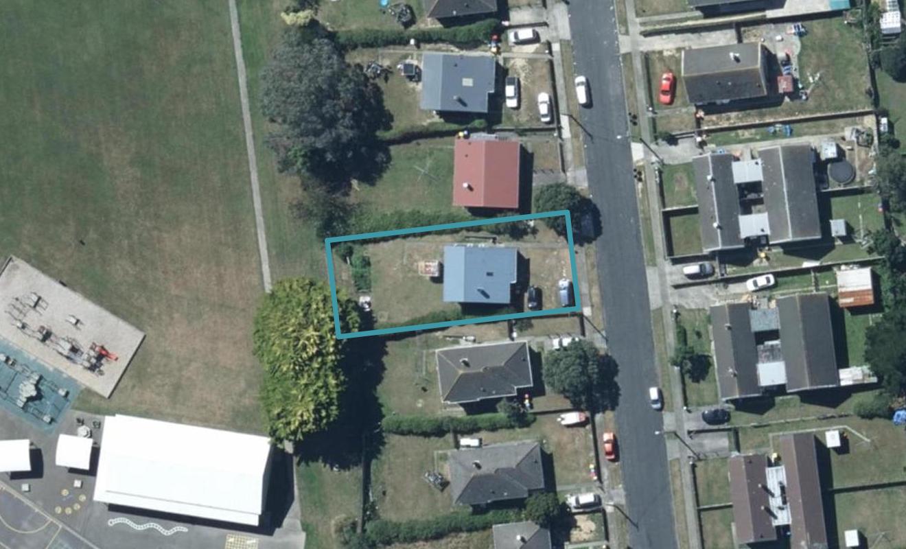 26 Justine Street, Cannons Creek, Porirua - Carousel 1