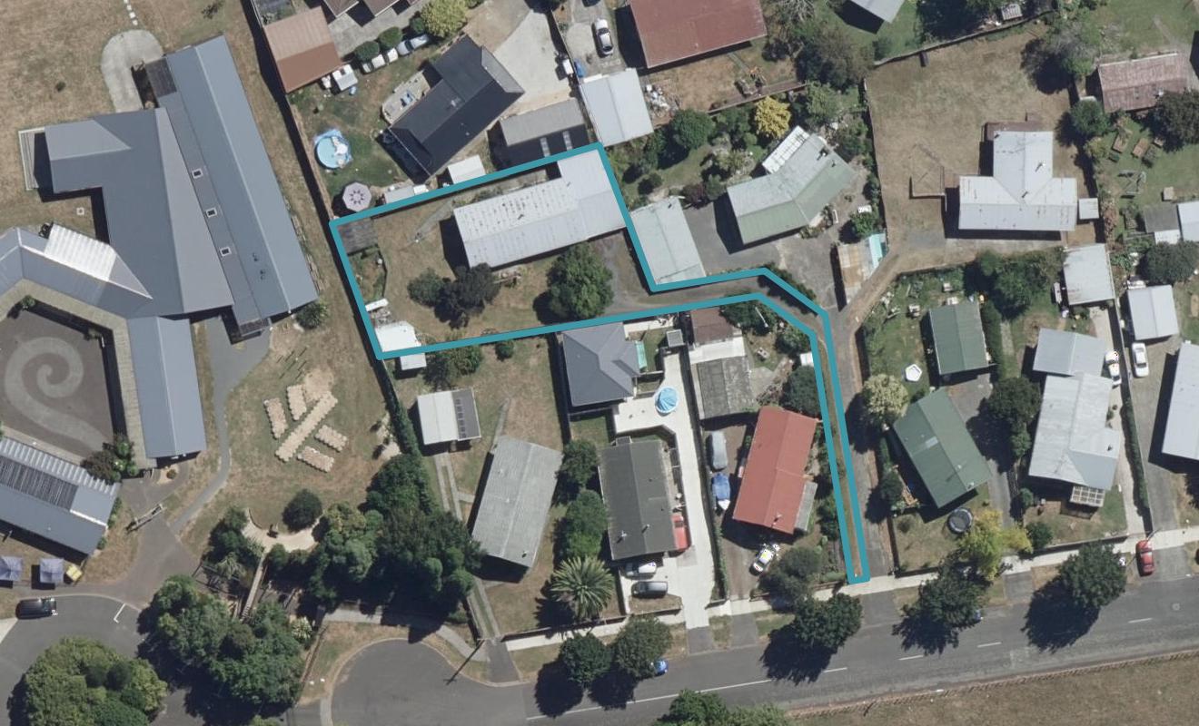 124 Saxbys Road, Deanwell, Hamilton - Carousel 1