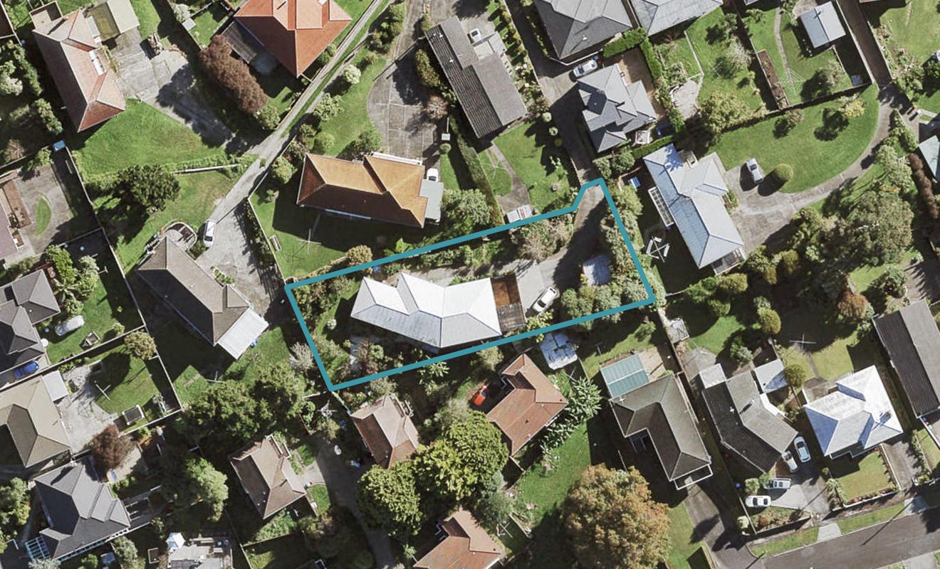 68 Valonia Street, New Windsor, Auckland - Carousel 1