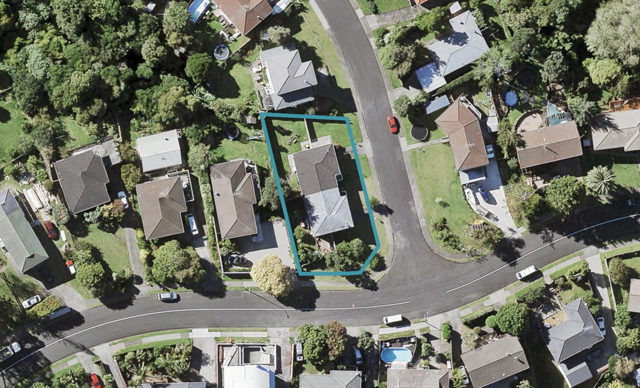 2/39 Judkins Crescent, Cockle Bay, Auckland - Carousel 1