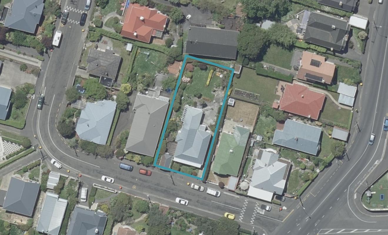8 Mataora Road, Kenmure, Dunedin - Carousel 1