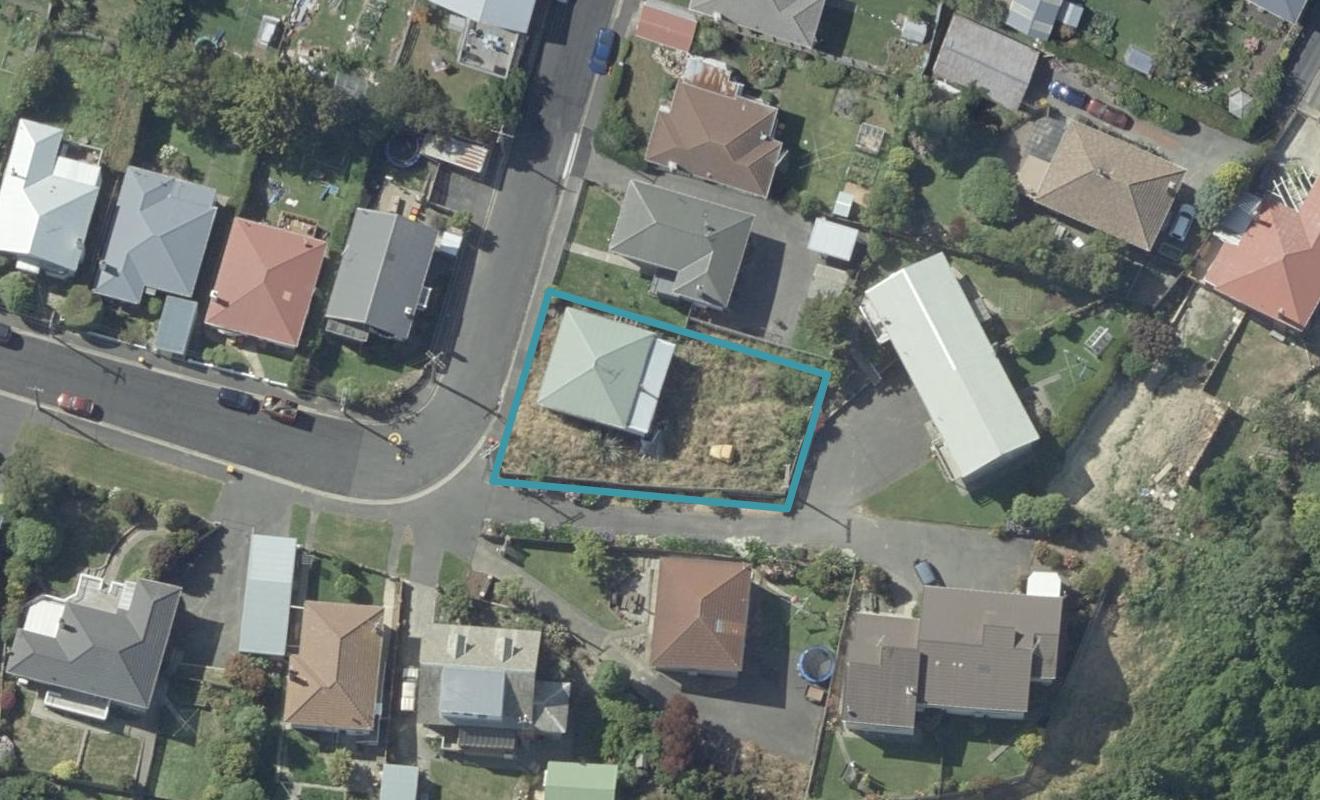 4 Renfrew Street, Balaclava, Dunedin - Carousel 1