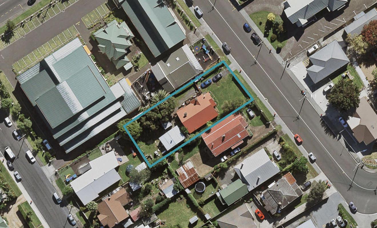 52 Mason Avenue, Otahuhu, Auckland - Carousel 1