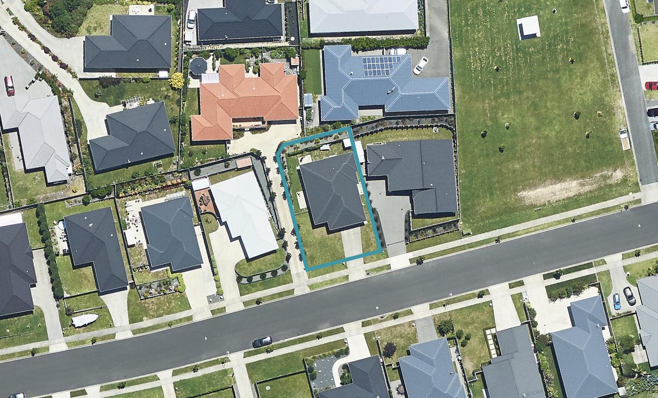 143 Ballintoy Park Drive, Welcome Bay, Tauranga - Carousel 1