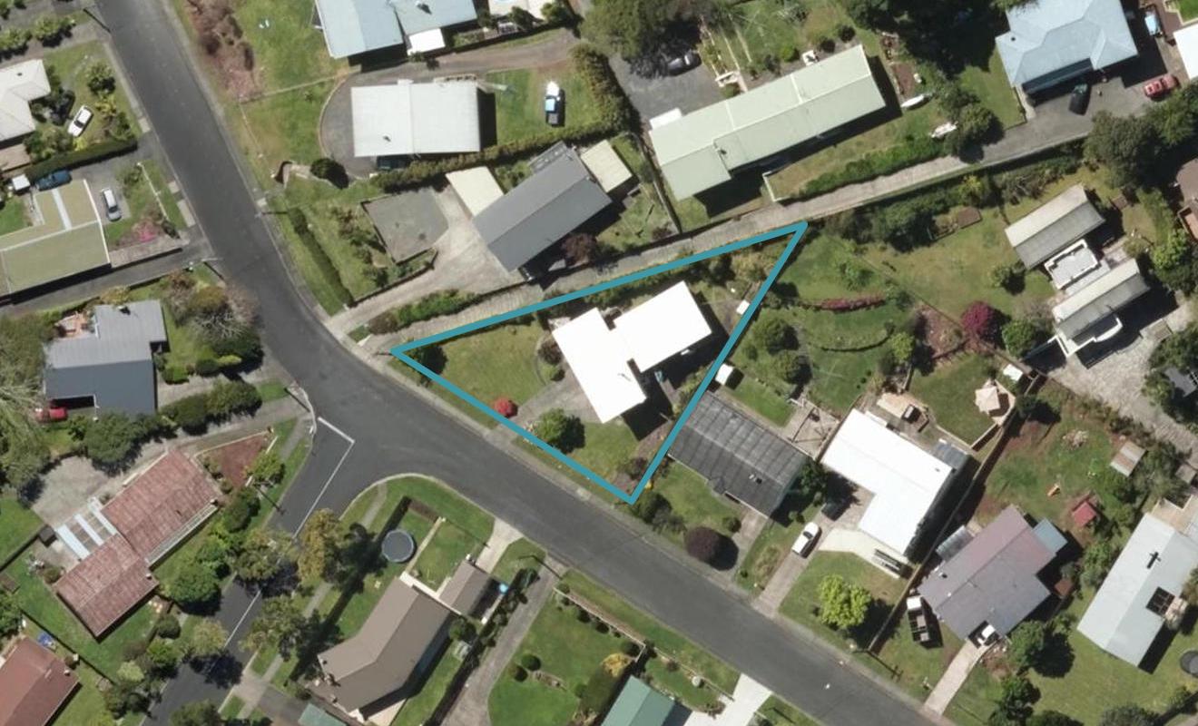 47 Carr Street, Kamo, Whangarei - Carousel 1