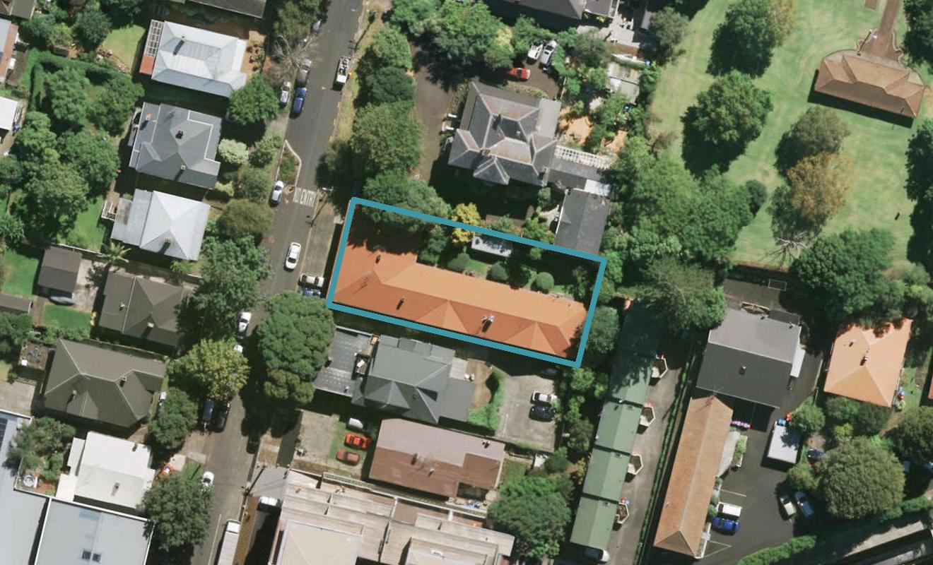 4/12 Huntly Avenue, Newmarket, Auckland - Carousel 1