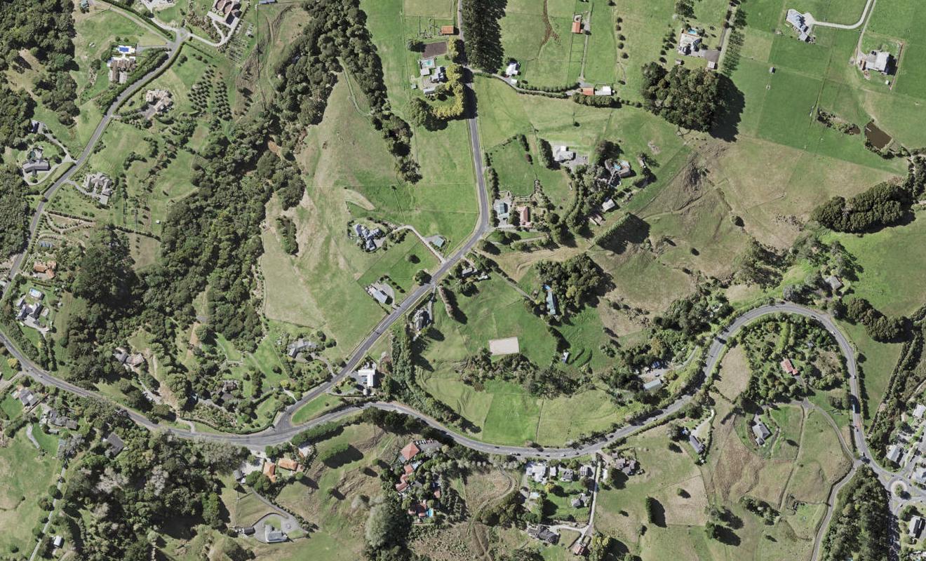 5 Wades Road, Howick - Carousel 1