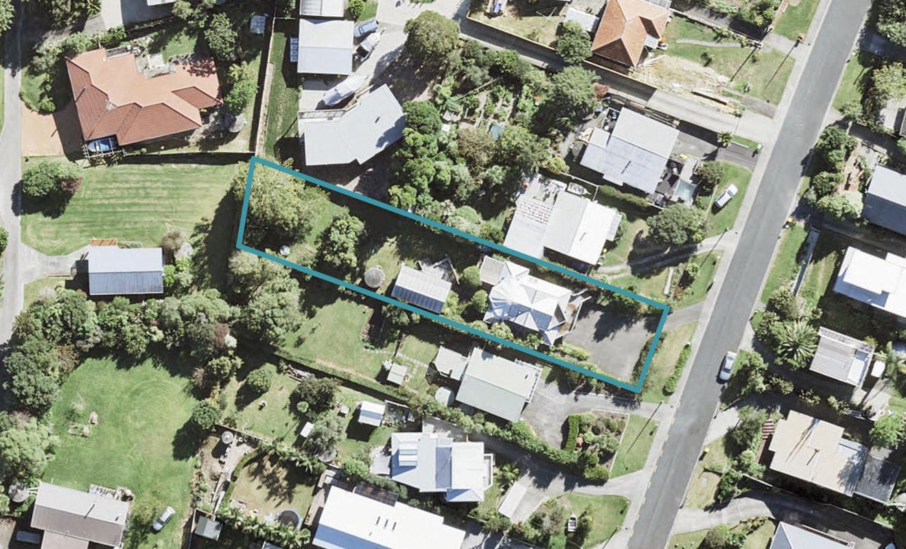 25 Stillwater Crescent, Stillwater, Silverdale - Carousel 1