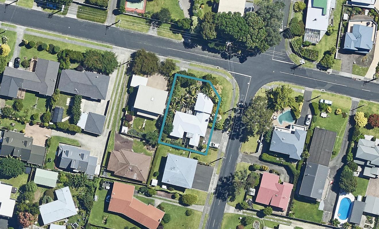 37 Hinewa Road, Otumoetai, Tauranga - Carousel 1