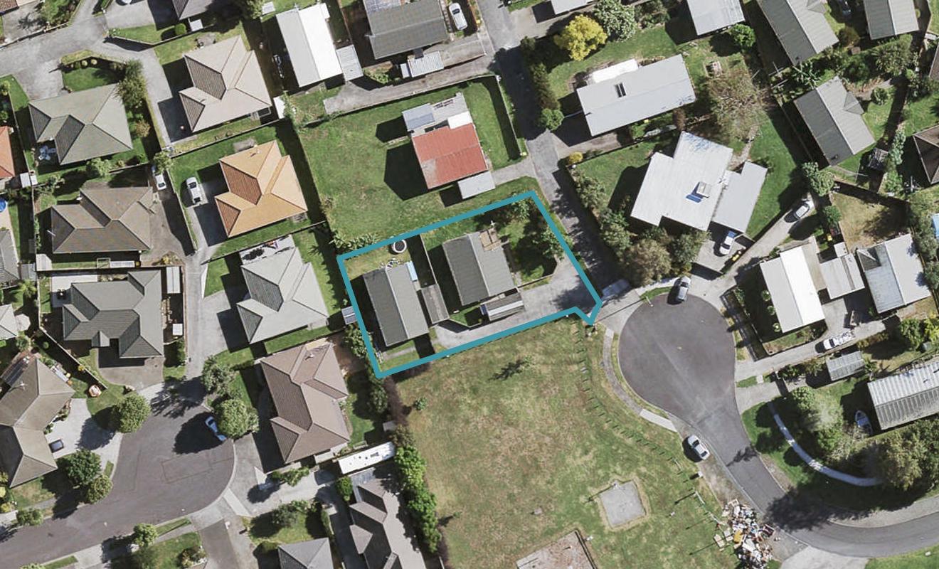 2/16 Clarice Place, Takanini, Auckland - Carousel 1