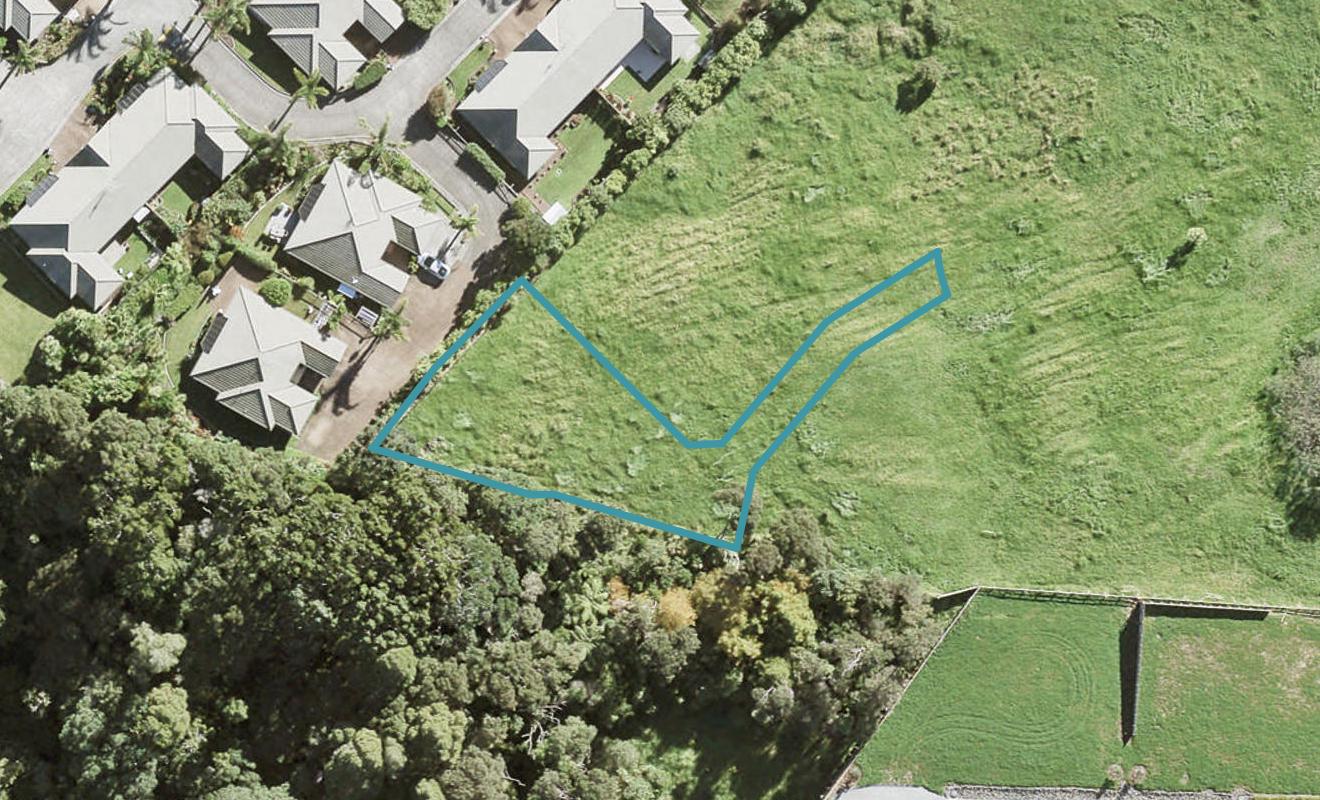 20 Anehana Place, Stanmore Bay, Whangaparaoa - Carousel 1
