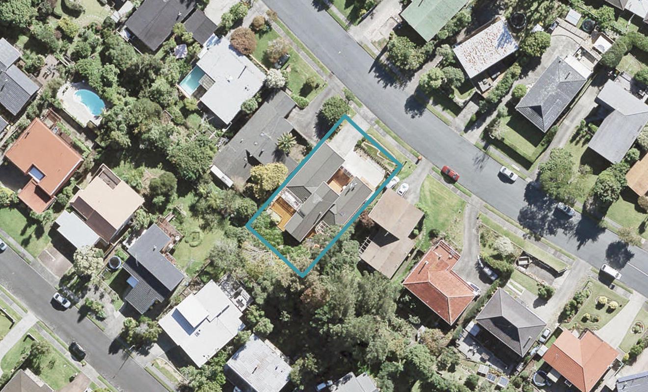 34 Stapleford Crescent, Browns Bay, Auckland - Carousel 1