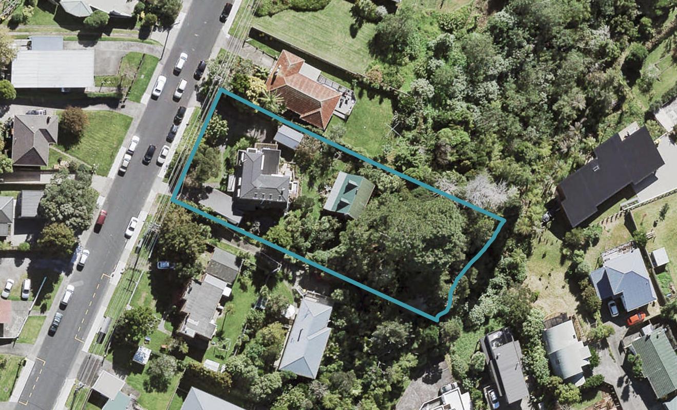 1/3 Verbena Road, Birkdale, Auckland - Carousel 1