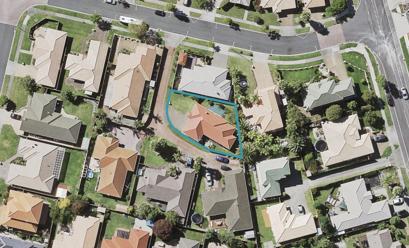 6A Corta Bella Place, Golflands, Auckland - Carousel 1
