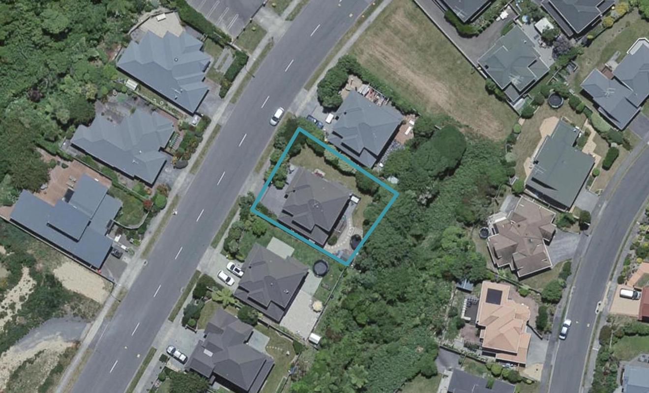 209 Westchester Drive, Churton Park, Wellington - Carousel 1