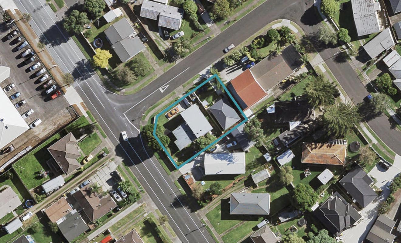1 Sunlands Drive, Manurewa, Auckland - Carousel 1