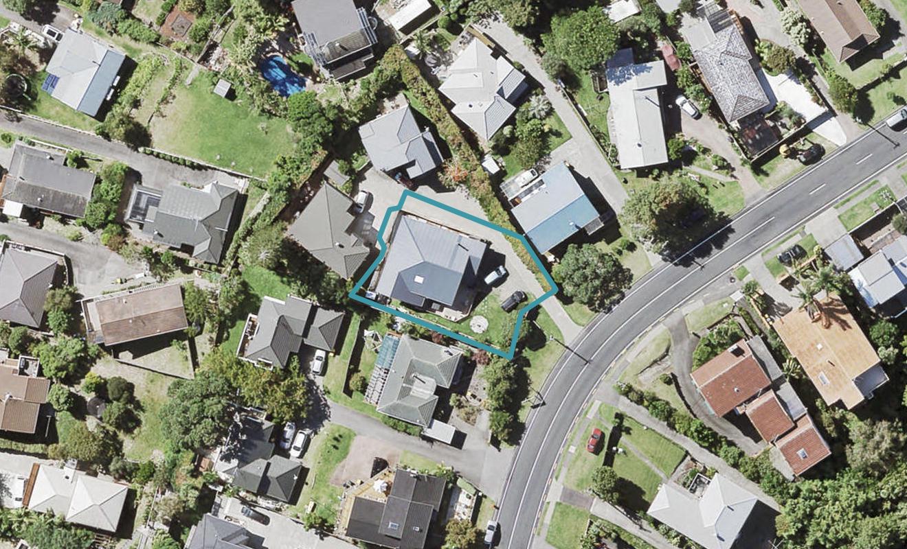 97 Arran Road, Browns Bay, Auckland - Carousel 1