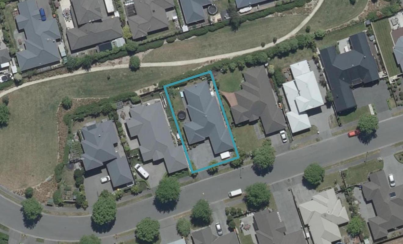 34 Pohutukawa Crescent, Parklands, Christchurch - Carousel 1