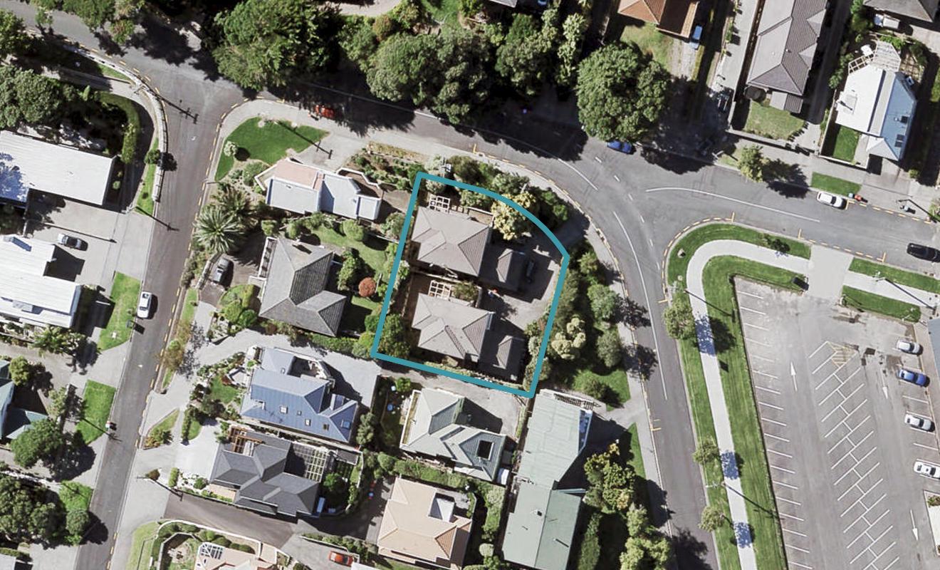 2/17 Glover Road, St Heliers, Auckland - Carousel 1