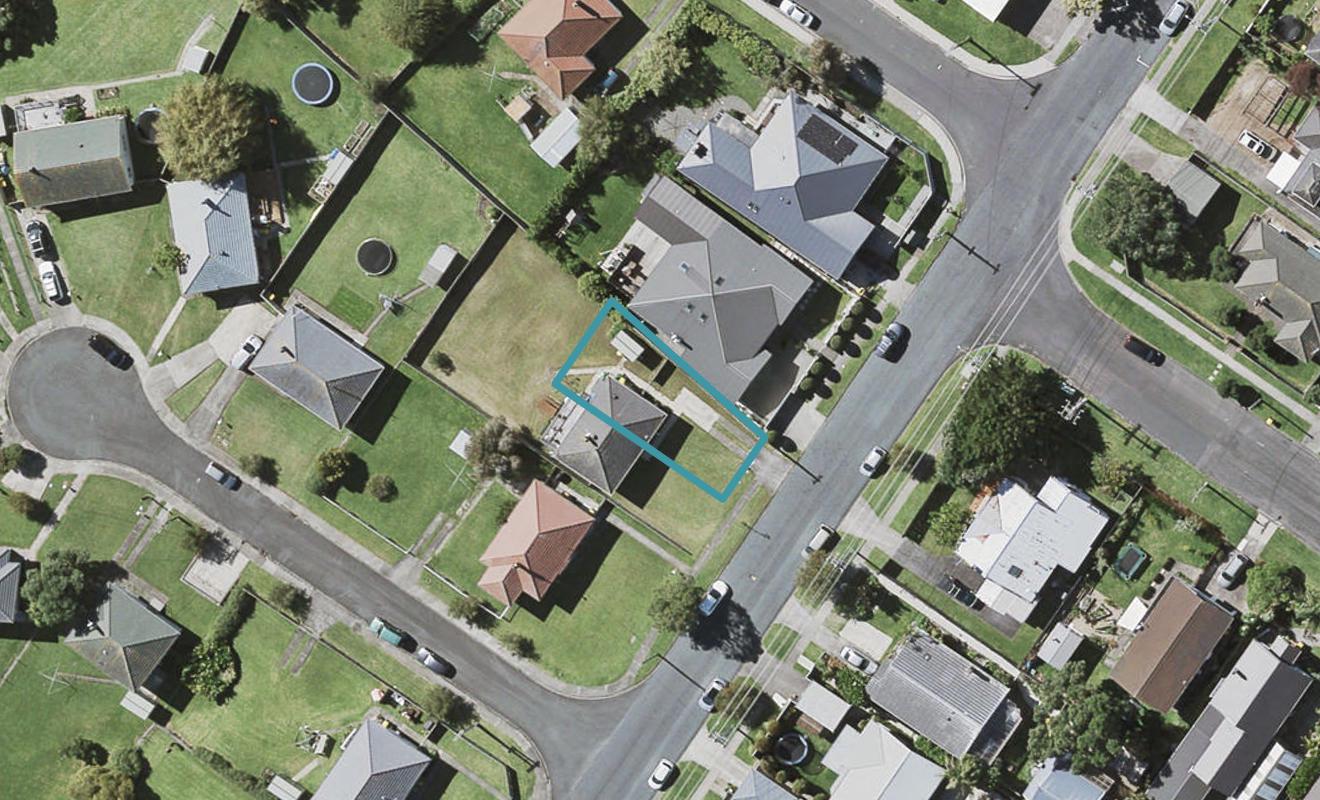 53A Eversleigh Road, Belmont, Auckland - Carousel 1