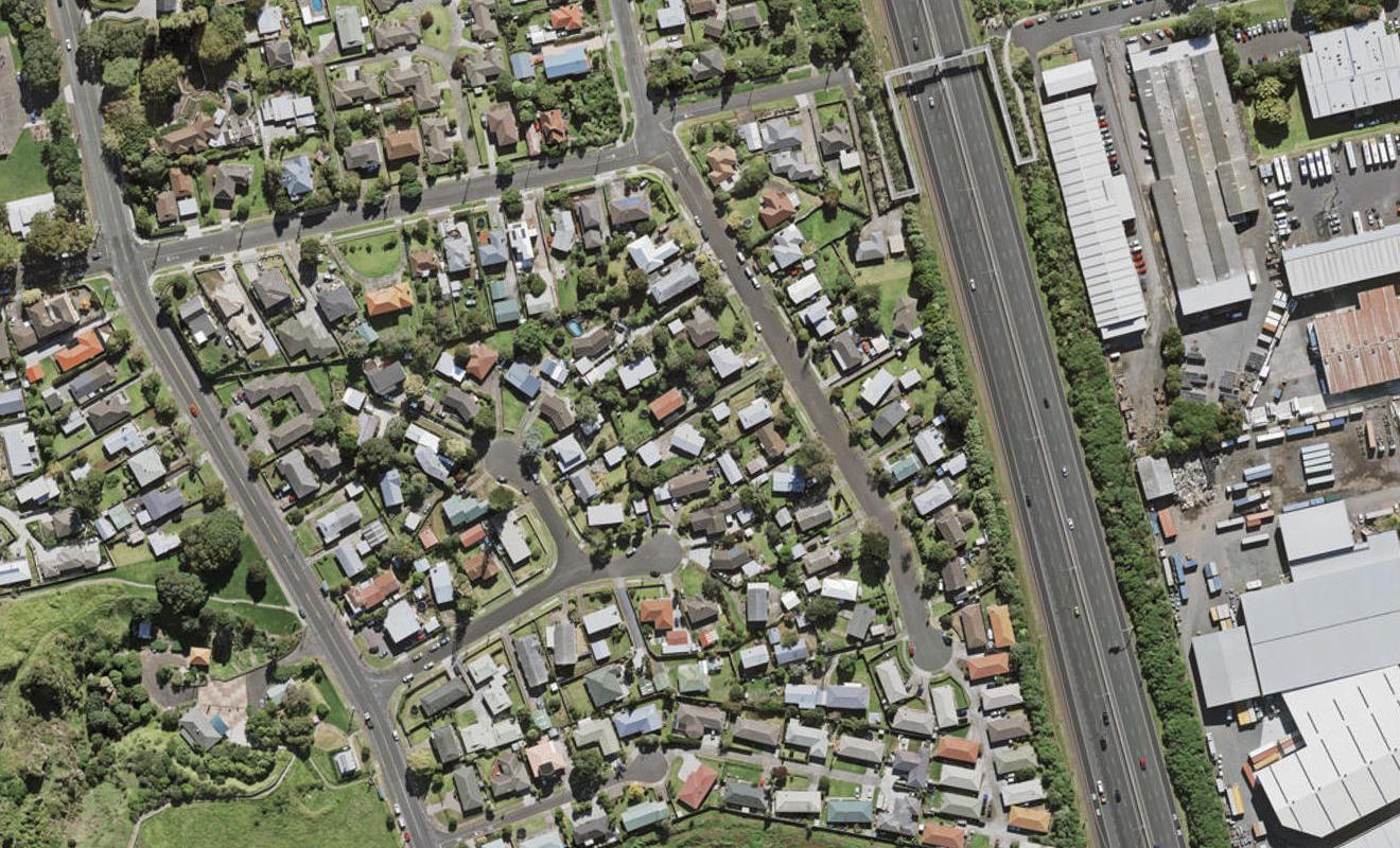 79 Crawford Avenue, Mangere Bridge, Auckland - Carousel 1